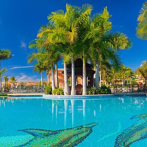 https://green-garden-resort-suites.in-canary-islands.com