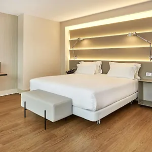 https://nh-sants-barcelona.topbarcelonahotels.com